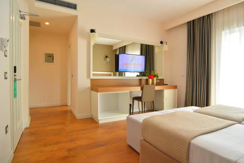 Sandy Beach Resort - DELUXE 2.jpg